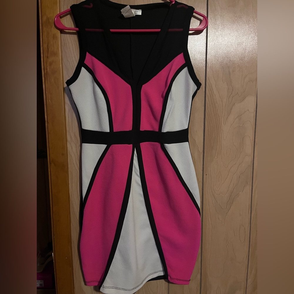 Women’s dress